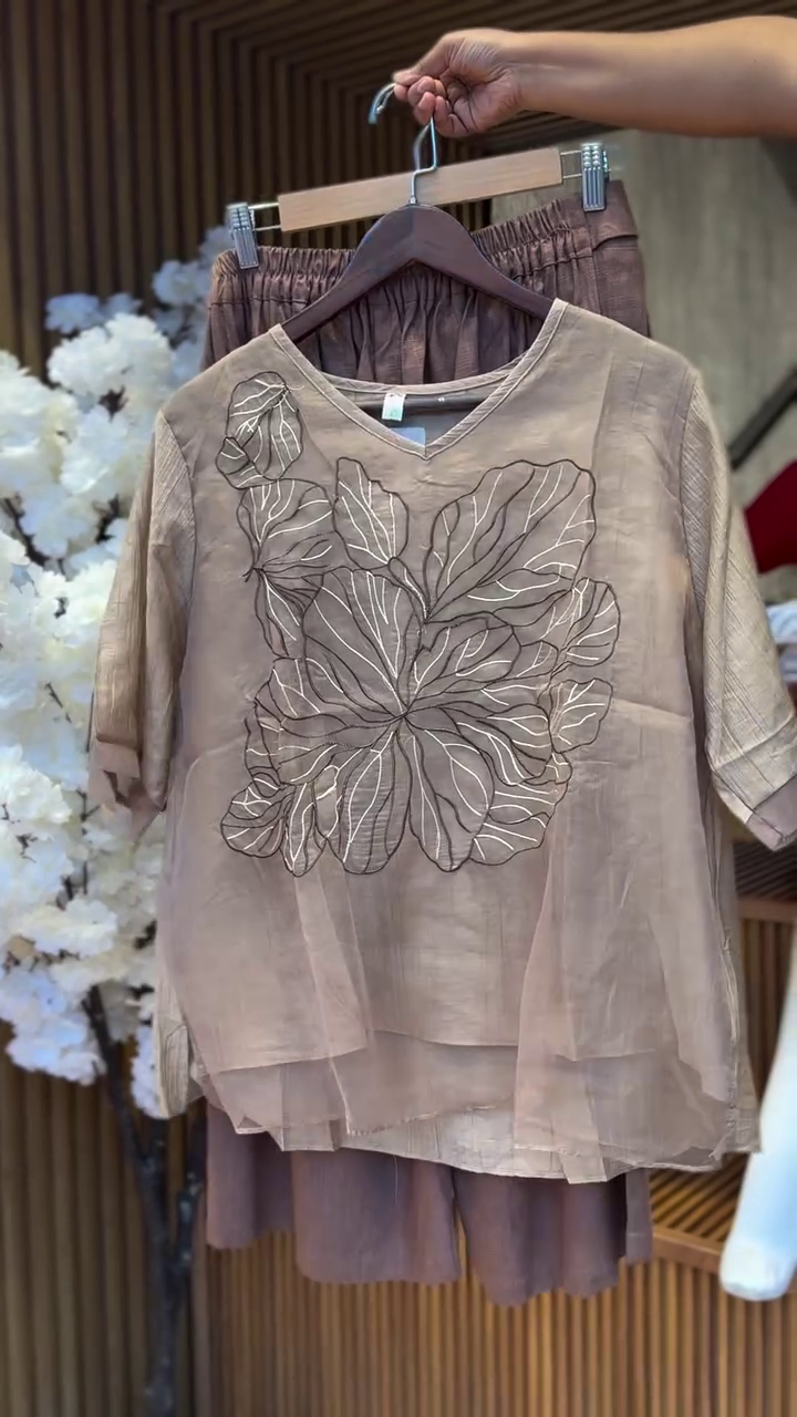 Women’s Clothing Shirts Blouse Summer Cotton Linen Blusa Mujer Embroidery V-Neck Solid Vintage Casual Camisas Loose